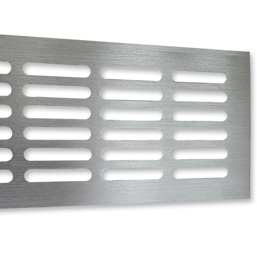 Větrací mřížka kartáčovaný hliník   100 x 1000 - 8901185.jpg