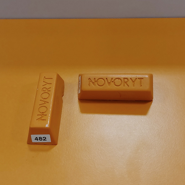 Vosk tavný tvrdý Novoryt  barva  482 - 2471.482.jpg