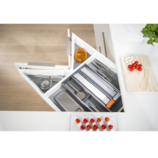 TandemBox ANTARO držák zad SPACE-CORNER, výška M, šedá - z30m000s.45 wa_01.jpg