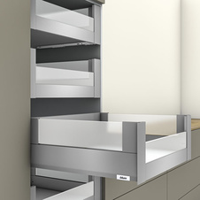 MERIVOBOX přední díl s drážkou pro vnitřní zásuvku/vnitřní výsuv s předním zásuvným prvkem, do KB=1200mm, ke zkrácení, Indium šedá- mat - zv4.1042nnig-m_02.jpg